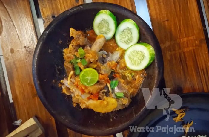 Iga Sambal Bakar, Santapan Lezat Pilihan Pas di Musim Hujan