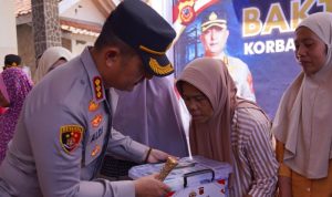 Bantuan Kapolresta Bandung Semangati Warga Terdampak Kebakaran di Arjasari