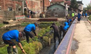 Tim Pentahelix Dayeuhkolot Kolaborasi Lakukan Langkah Antisipasi Banjir